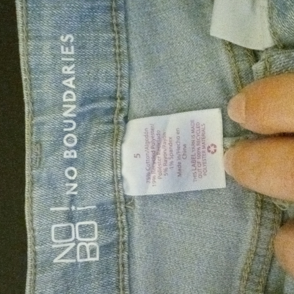 Jeans - Picture 3 of 3
